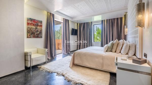 À vendre magnifique maison sur la route de Fès à Marrakech