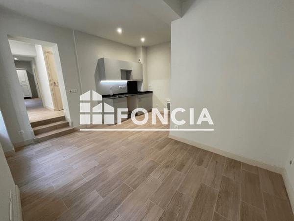 Location Appartement 2 pièces 45 m² - 2 BIS RUE DE FONTENELLE Rouen 76000
