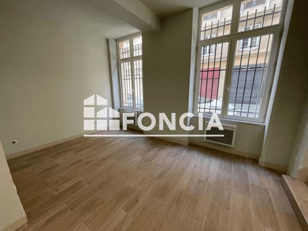 Location Appartement 2 pièces 45 m² - 2 BIS RUE DE FONTENELLE Rouen 76000