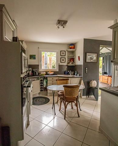 MAISON CONTEMPORAINE A LA BAULE