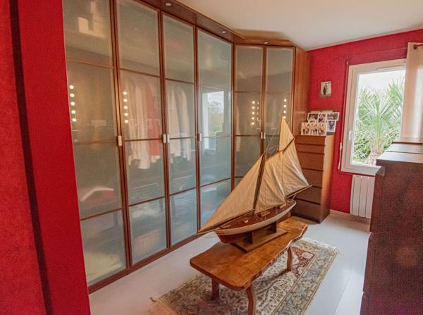 MAISON CONTEMPORAINE A LA BAULE
