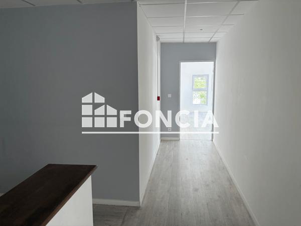 Location Local commercial 4 pièces 113 m² - PARC D'ATELIERS TECHNOLOGIQUES - BAT 10 - 1350 AVENUE ALBERT EINSTEIN LOT 10 Montpellier 34000