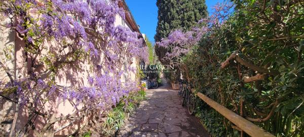 À vendre - Hyères - île de Porquerolles | Appartement avec jardin au bord de l'eau