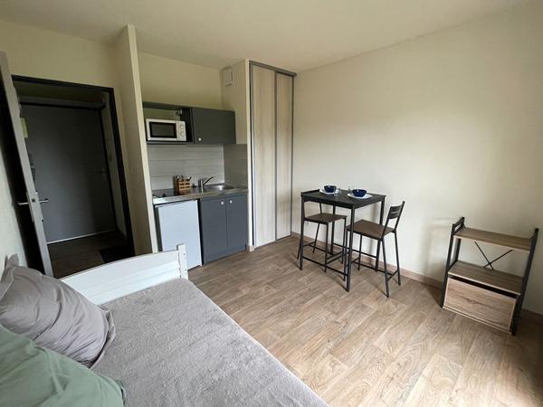Appartement 1 pièce 15.4 m2