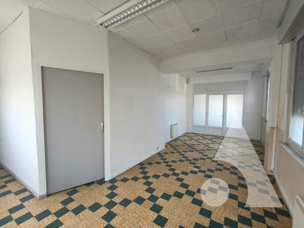 Local d'activité 3 pièces 50 m2