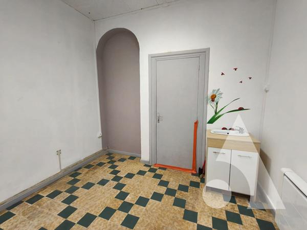 Local d'activité 3 pièces 50 m2