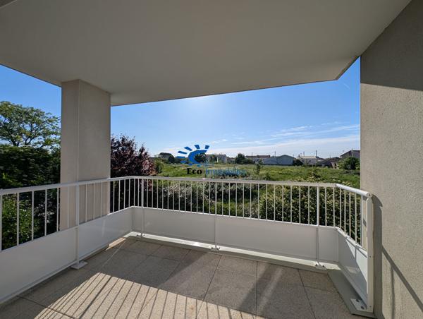 APPARTEMENT T2 QUARTIER LAFOND GARAGE  La rochelle
