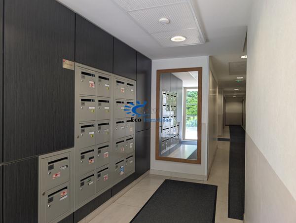 APPARTEMENT T2 QUARTIER LAFOND GARAGE  La rochelle