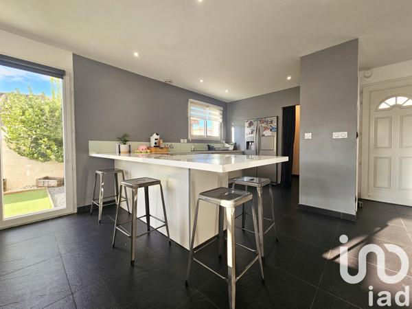 Maison 4 pièces de 100 m² à Pia (66380)