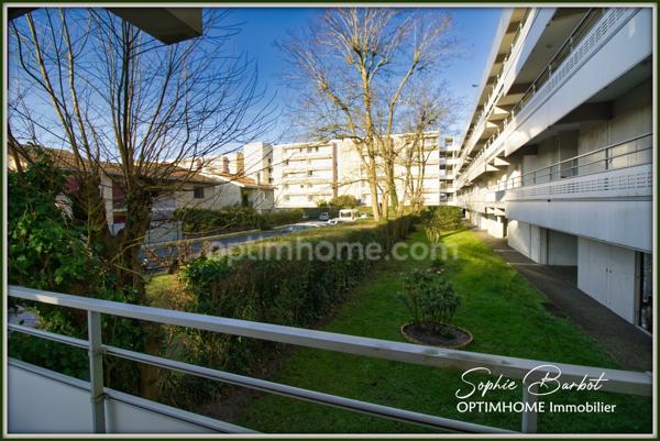 LA TESTE DE BUCH limite ARCACHON - appartement T3/T4 en résidence avec parking - A rafraîchir