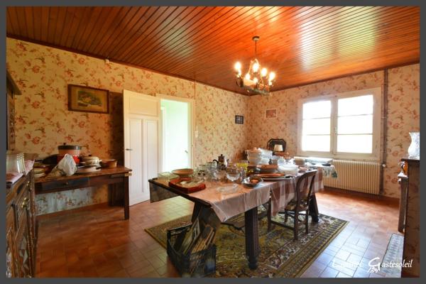 Maison avec dépendances à rénover à vendre 5 pièces 2 chambres à SAINT PIERRE D'EYRAUD en Dordogne (24)