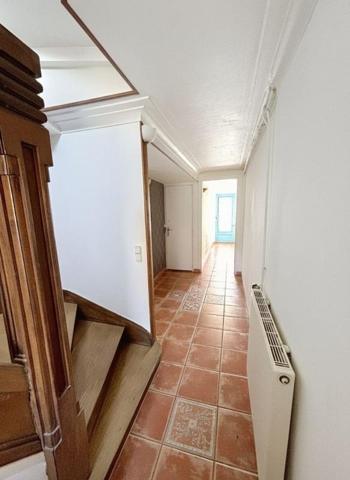 LORIENT LE MANIO : Maison des années 30 avec jardin de ville