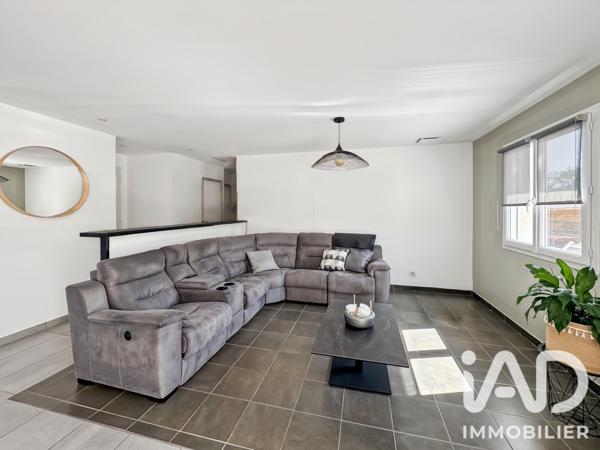 Maison à vendre 5 pièces 117 m² Andrézieux-Bouthéon