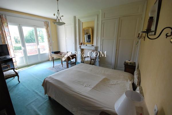 Maison 249 m2 6 chambres Double garage possible comines (59560)