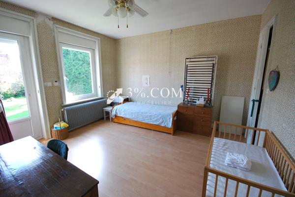 Maison 249 m2 6 chambres Double garage possible comines (59560)