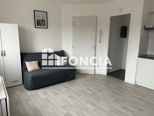 Location Studio meublé 21.65 m² - 83 RUE ENGUERRAND Amiens 80000