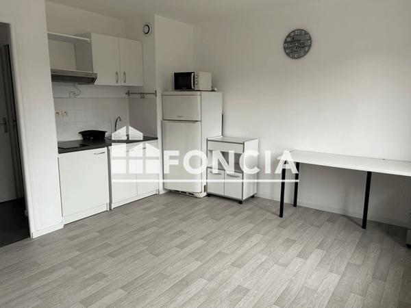 Location Studio meublé 21.65 m² - 83 RUE ENGUERRAND Amiens 80000