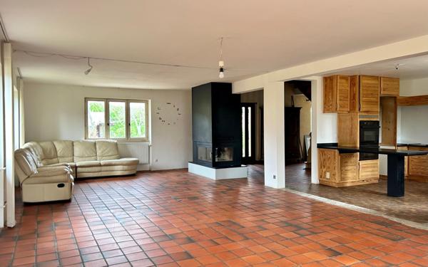 Maison à vendre    11 pièces •  Wattwiller