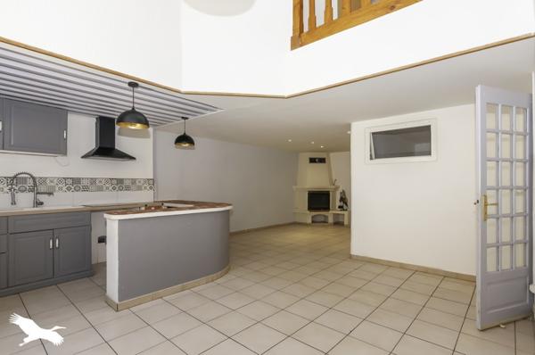 Maison à vendre 220 000 € Gignac 3 p 83 m² DPE C