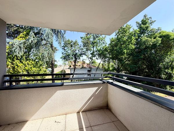 PESSAC -  MONTEIL - Appartement - 61m2 - 2 chambres - Garage - Petite copropriété