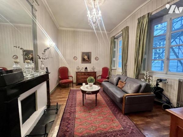 NANTES GRASLIN - Dans une rue piétonne de l'hyper centre, appartement de 112 m²