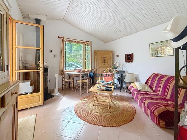 FAUCON – EXCLUSIVITÉ – UN LIEU À PART, ENTRE NATURE ET PANORAMA