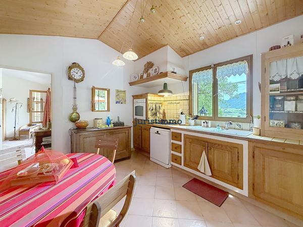 FAUCON – EXCLUSIVITÉ – UN LIEU À PART, ENTRE NATURE ET PANORAMA