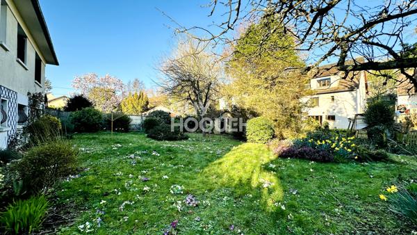 Maison Saint Remy- Les -Chevreuse 5 pièce(s)- 146 m2 environ
