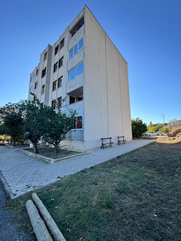 À louer : Appartement spacieux de 4 pièces à Lucciana !