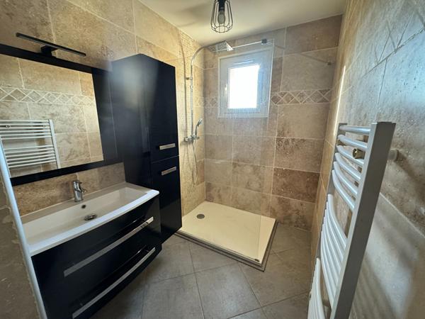 À louer : Appartement spacieux de 4 pièces à Lucciana !