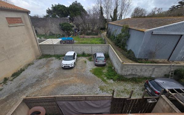 Immeuble à vendre    13 pièces • 245 m2 Sallèles-d'Aude