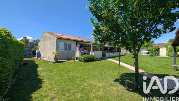 Maison à vendre 5 pièces 112 m² Saint-Louis-de-Montferrand