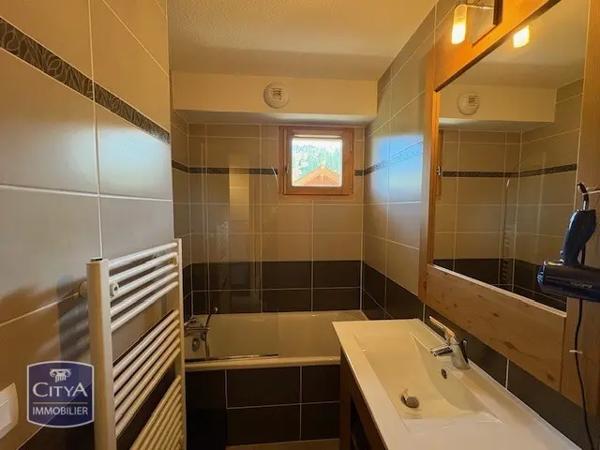 Appartement à vendre 2 pièces 31.78m² Vars (05560)