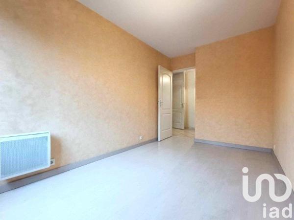 Appartement 3 pièces de 64 m² à Étampes (91150)