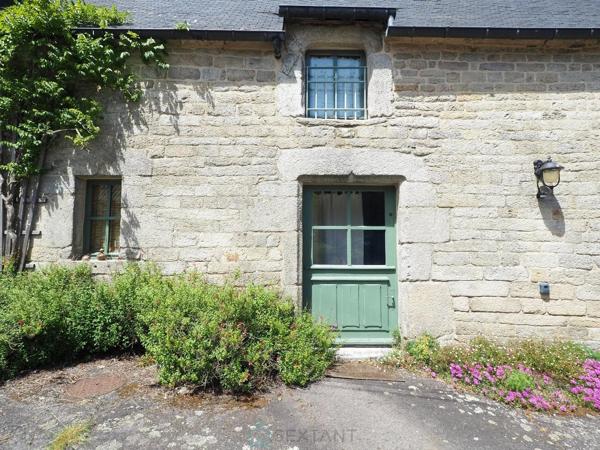 Grande demeure 17ème siècle 9 chambres avec jardin bucolique abrité des regards