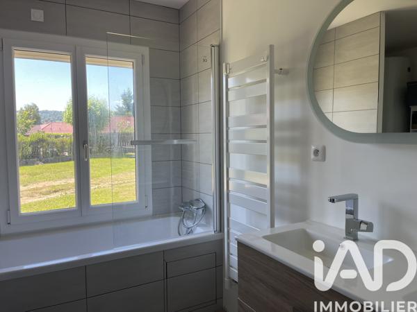 Maison à vendre 4 pièces 95 m² Saint-Laurent-du-Pont