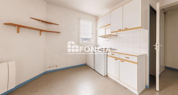 À vendre Studio 21 m² - Clermont-ferrand 63000