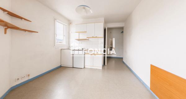 À vendre Studio 21 m² - Clermont-ferrand 63000