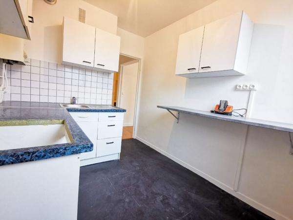 A LOUER T3 58m² + PARKING + CAVE - TAVERNY