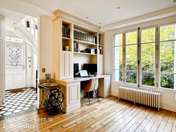 Maison de charme intégralement rénovée quartier Carnot-Péreire