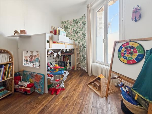 Bas-Montreuil/Vincennes  - 3 pièces fonctionnel, calme et charme de l'ancien
