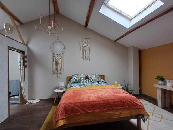 MAISON LUMINEUSE - AVEC PARC -