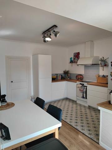 MAISON LUMINEUSE - AVEC PARC -