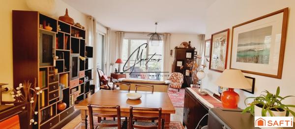 À vendre Appartement – F2/3 avec balcon - proximité centre et Gare , box et cave dans résidence récente