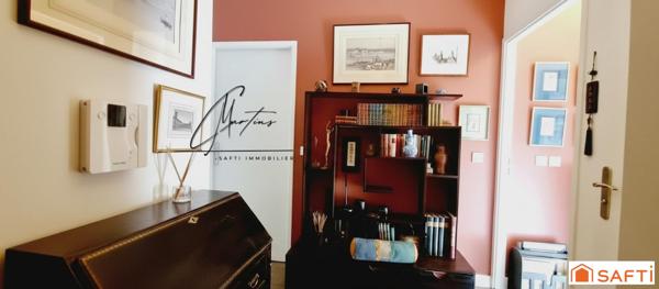 À vendre Appartement – F2/3 avec balcon - proximité centre et Gare , box et cave dans résidence récente