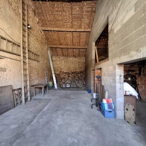 MAISON EN PIERRES A LA CAMPAGNE AVEC GRANGE ATTENANTE