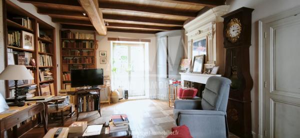 MAISON DE CARACTERE 210 m² AVEC GRANGE, ATELIER ET TERRAIN DE 2 814 m²