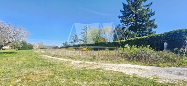 ANGOULEME - PARCELLE DE TERRAIN CONSTRUCTIBLE 2 000 m²