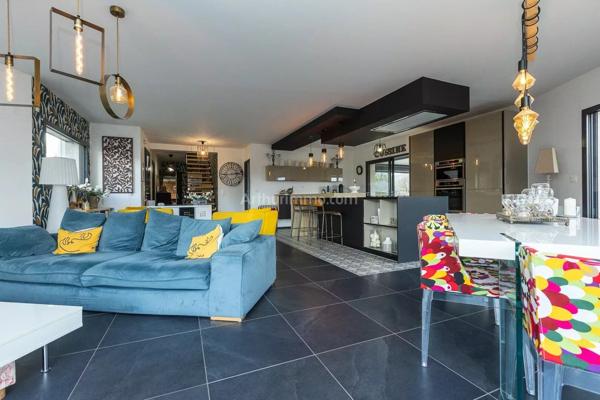 Vente Maison 5 pièces 140 m2 à Arboys-en-Bugey