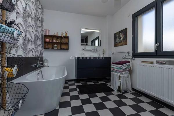 Vente Maison 5 pièces 140 m2 à Arboys-en-Bugey